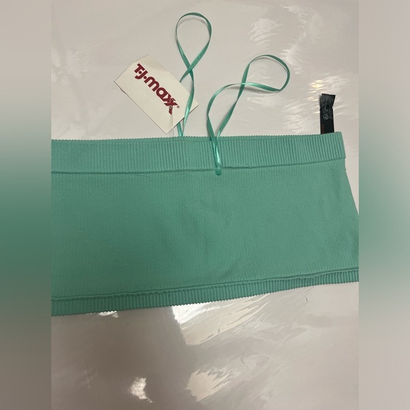 NWT ⚜️💚⚜️ Out from under bandeau mint color tube top size M/L - Picture 15 of 17